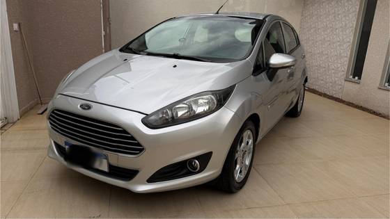 FORD FIESTA 1.6 SEL HATCH 16V FLEX 4P MANUAL FORD FIESTA 1.6 SEL HATCH 16V FLEX 4P MANUAL